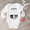 Beschützt von - Personalisierter Baby Body - Hund & Katze