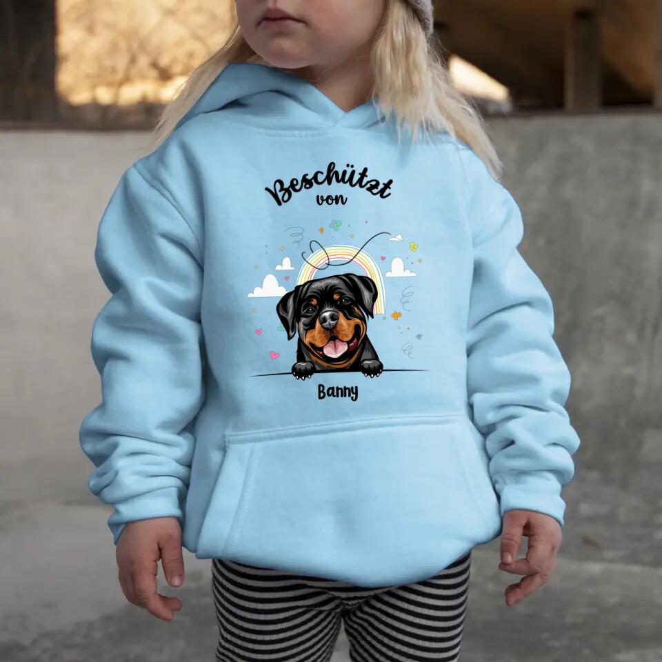 Beschützt von - Personalisierter Kinder-Hoodie - Hund & Katze - mehrere Farben