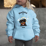 Beschützt von - Personalisierter Kinder-Hoodie - Hund & Katze - mehrere Farben
